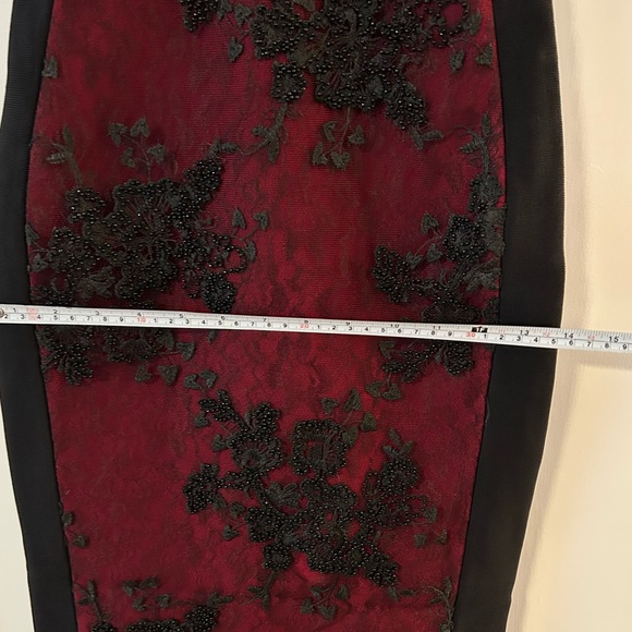 House of CB Akita bandage dress - Black and red with lace and beading - Size XS - Picture 8 of 10